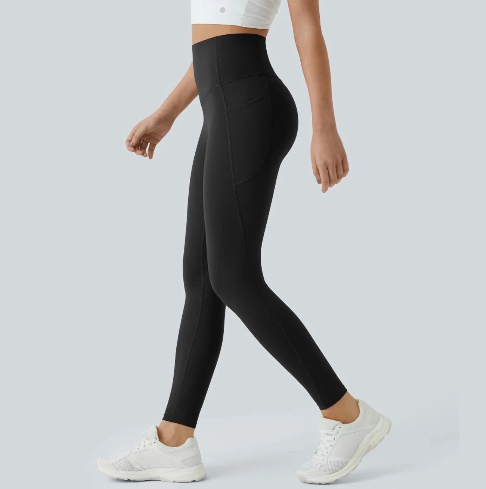 Halara UltraSculpt High Waisted Butt Lifting Tummy Control Pocket Shaping Workout
