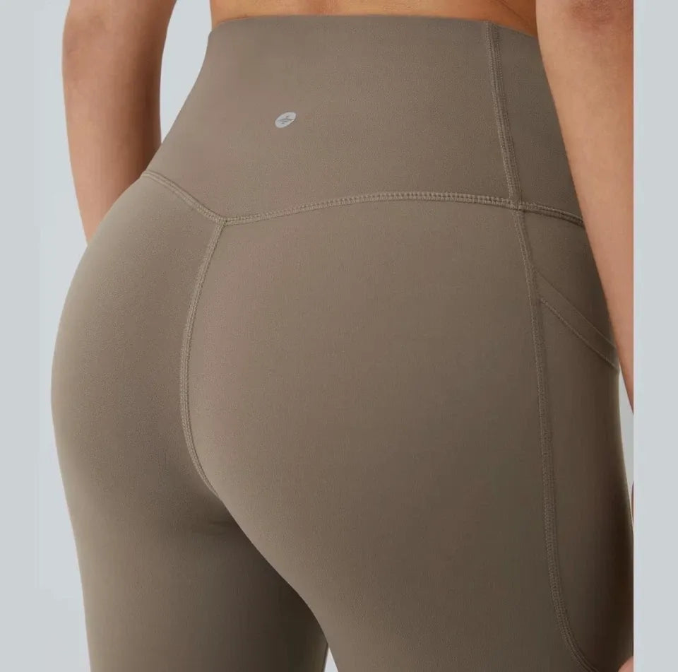 Halara UltraSculpt High Waisted Butt Lifting Tummy Control Pocket Shaping Workout